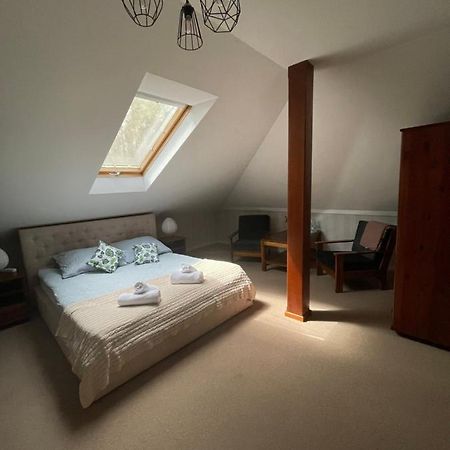 Restauracja Rozmarzyn Hotell Ostrzeszów Eksteriør bilde