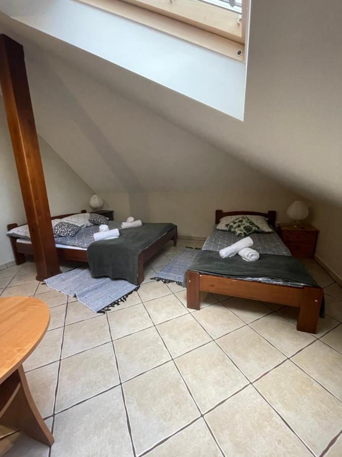 Restauracja Rozmarzyn Hotell Ostrzeszów Eksteriør bilde