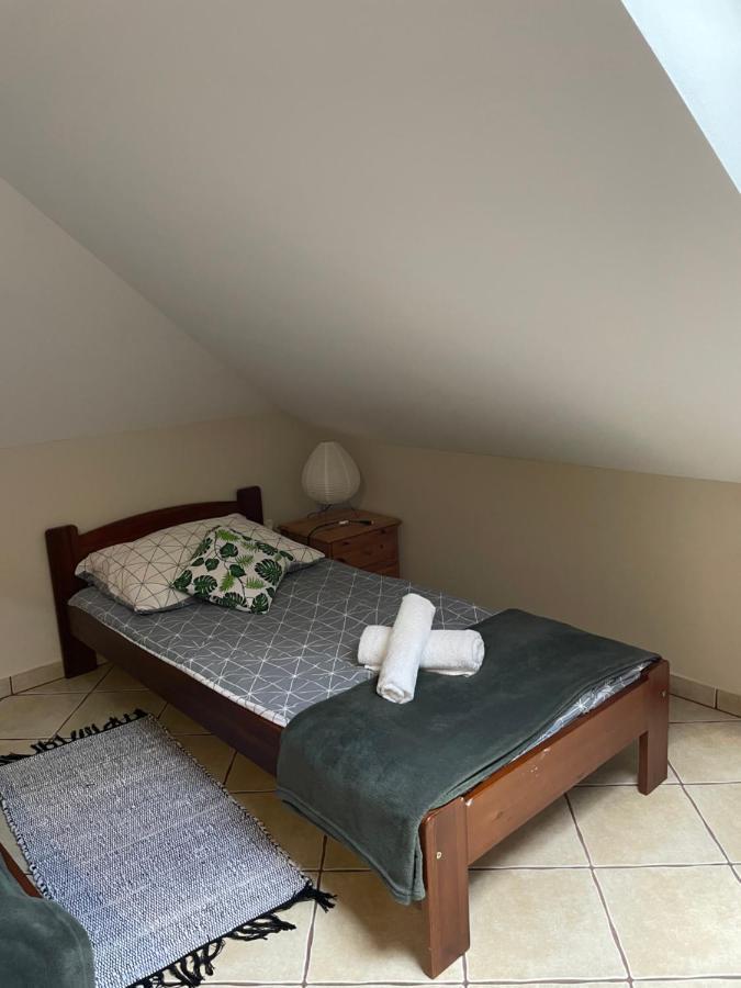 Restauracja Rozmarzyn Hotell Ostrzeszów Eksteriør bilde