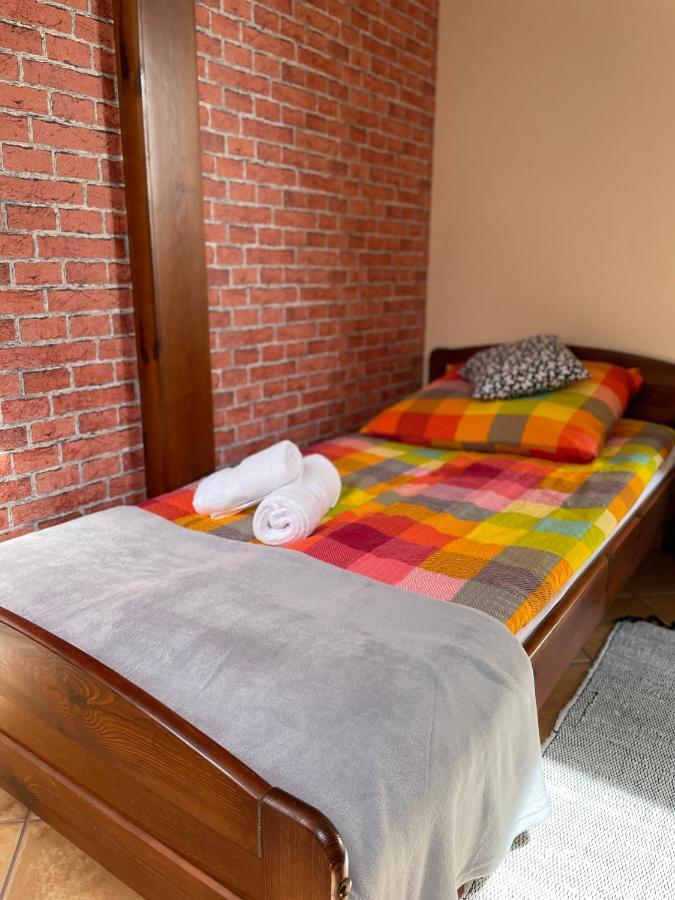 Restauracja Rozmarzyn Hotell Ostrzeszów Eksteriør bilde